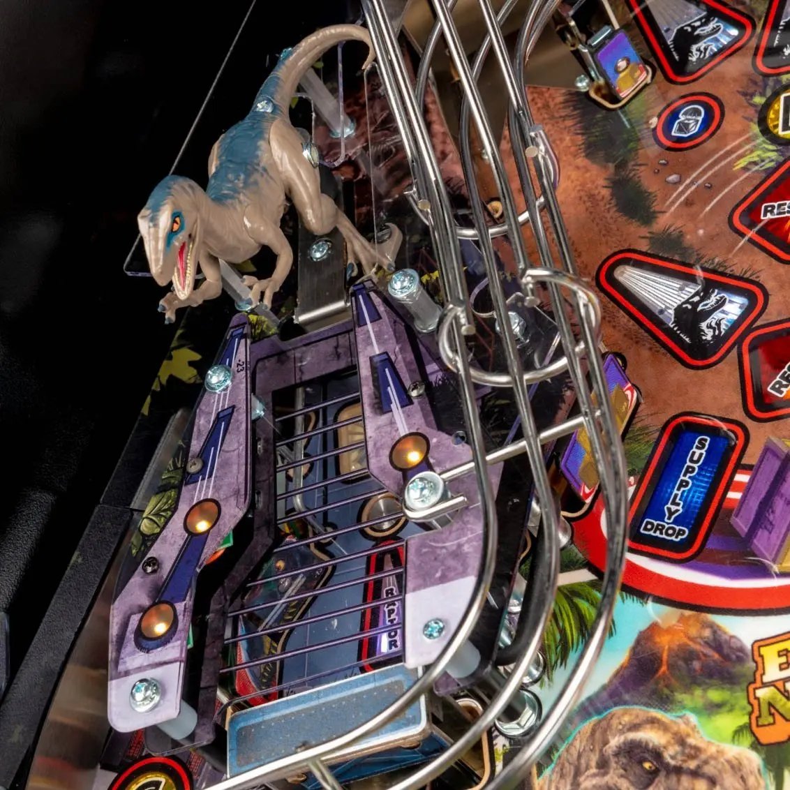 2019 Jurassic Park Premium Pinball Machine by Stern
